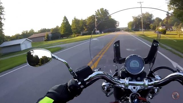 Moto Guzzi California 1400 Touring First Ride / 130 Mile Ride Review смотреть онлайн