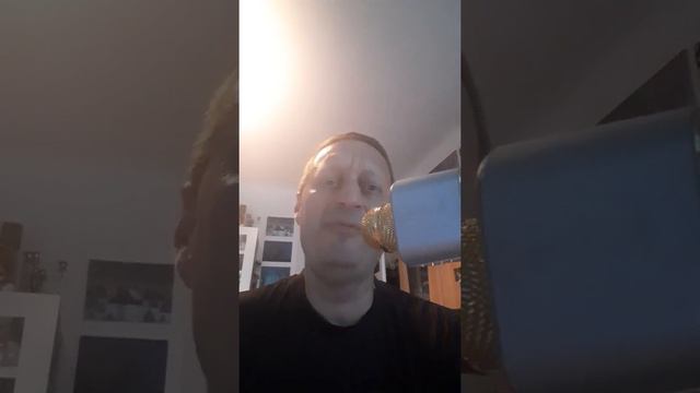 Караоке Уно моменто на чисто моїй італійській мові!!! Живіть в радості!!!