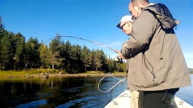 Huge 7kg+ Trout in Sweden With Cheap Rod смотреть онлайн