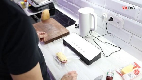 Food Vacuum Sealer Packaging Machine With 10pcs Bags Vacuum Food Sealing Machine for youtube