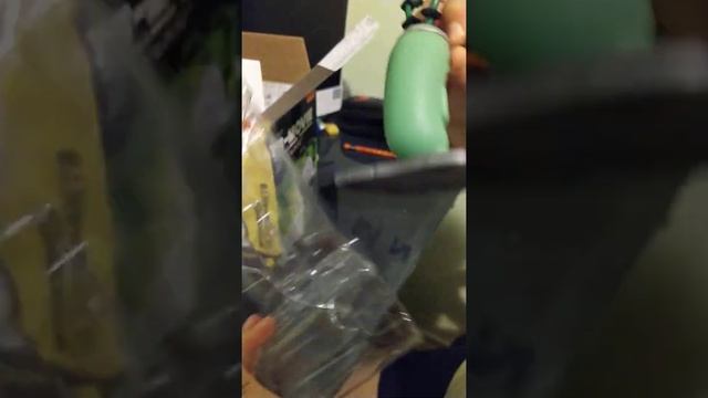 Распаковка планктона из мультика Спанч боб смотреть онлайн