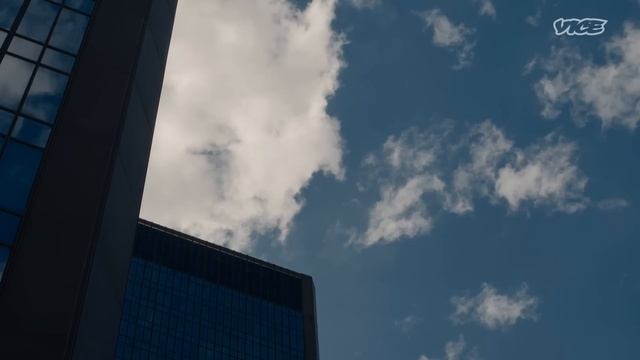 Climbing a Skyscraper Without Ropes | Rites of Passage смотреть онлайн