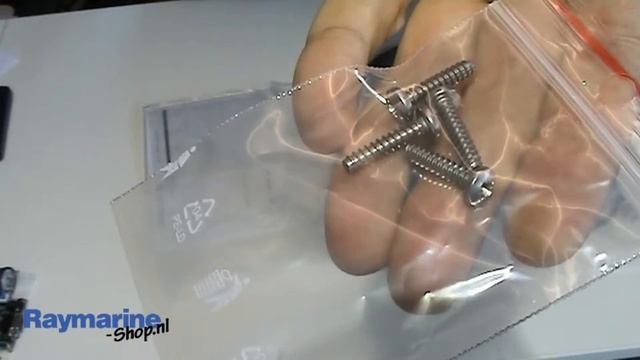 Raymarine Actieve AIS Splitter 100 A80190 Unboxing смотреть онлайн