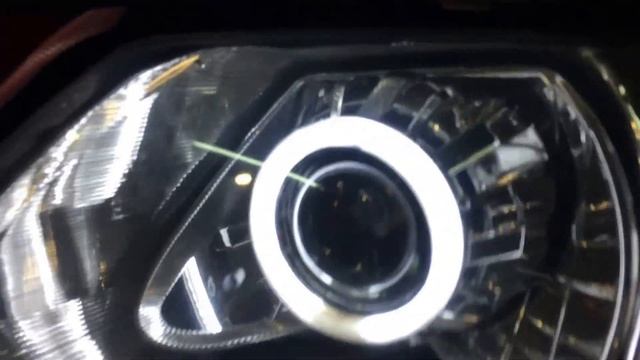 Установка линз биксенон на dodge caravan. Распайка фар. смотреть онлайн