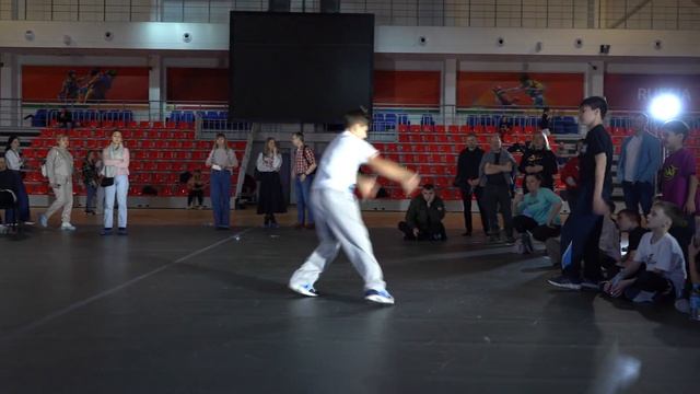 Nemo vs Daigo | b boy 1x1 (13-15 лет) | ТОП 16 | Чемпионат и Первенство РТ 2023 смотреть онлайн