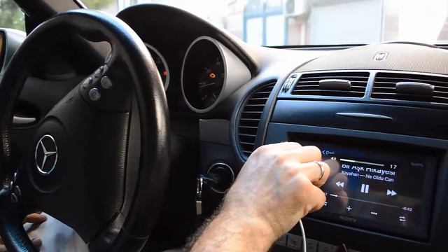 Mercedes SLK R 171 Carplay Androidauto Tanıtımı (Sony Ax-1000) смотреть онлайн