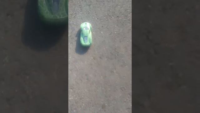 Дешёвая  машина на радиоуправлении (обзор и тест)