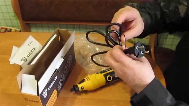 Распаковка — Гравер Deko DKRT200E