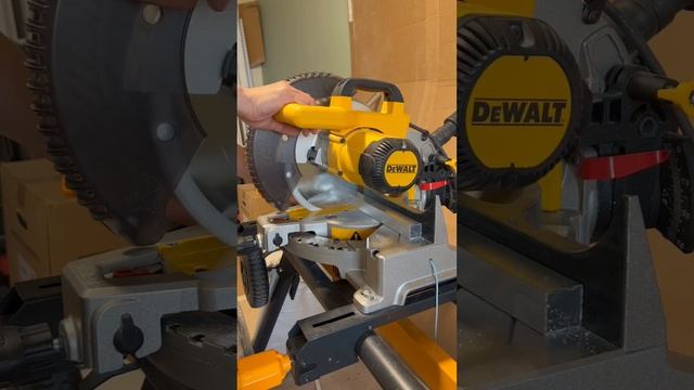 Дополнительный столик для станины. смотреть онлайн