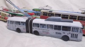 Необычная Татра Т3 из картона.Бумажный трамвай