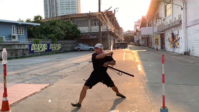 “Ninjato cutting” in Bangkok Zombies land смотреть онлайн