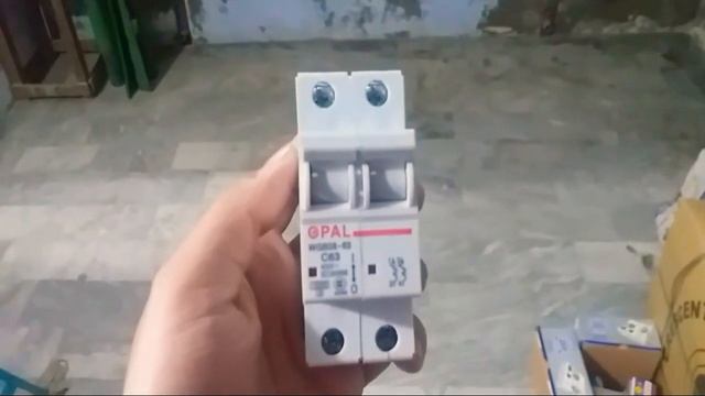Difference Between Earth Breaker And Circuit Breaker | Earth Breaker | Circuit Breaker смотреть онлайн