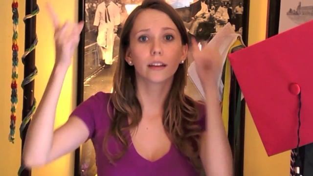 HOW TO: Dress Smart for College! смотреть онлайн