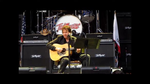 Stan Bush: "Dream the Dream" Live at the Greek смотреть онлайн