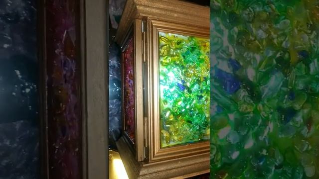 Свет. Фонарь. Мир. Эрклез, янтарь, эпоксидная смола. смотреть онлайн