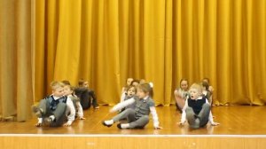 Танец от учащихся 1"Б" класса к 8 марта! (ГБОУ Школа №415)