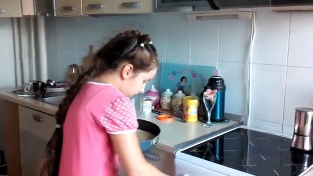 Кашеварим вместе с AstraGirl. Торт "пища богов" смотреть онлайн