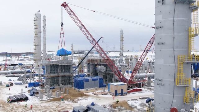Монтаж 100-тонной турбины компрессора пропилена на Амурском ГХК смотреть онлайн