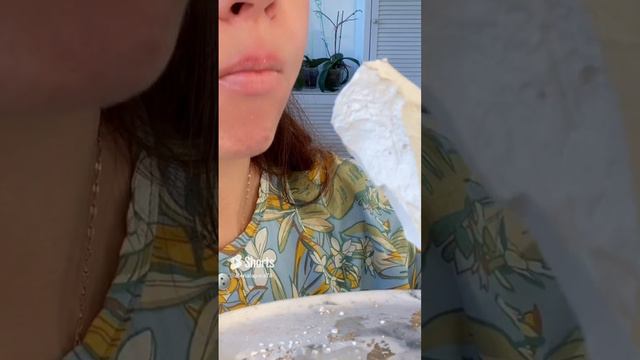 ASMR crunch of wet chalk_ мел Сухарик💦 #asmr #eatingsounds #crunchy смотреть онлайн