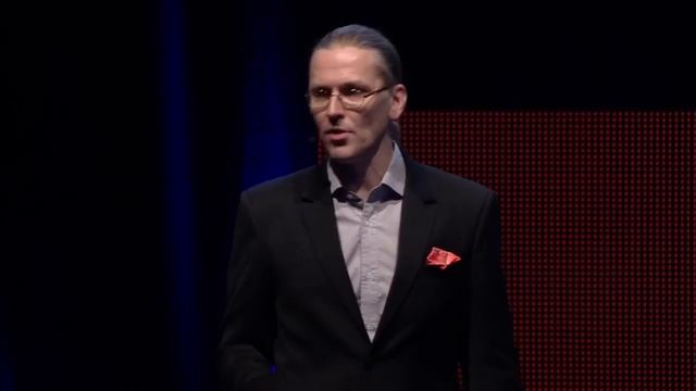 Living in a surveillance state: Mikko Hypponen at TEDxBrussels смотреть онлайн