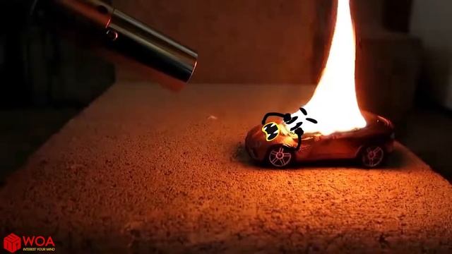 Эксперимент : газовая горелка жжет предметы GAS TORCH vs CAR TOY Funny stories смотреть онлайн