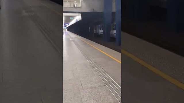 Варшава.Прибытие поезда Варшава-Берлин смотреть онлайн