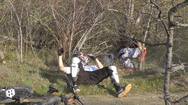 Крым, Алушта, DH трасса "Мамонтовая". смотреть онлайн