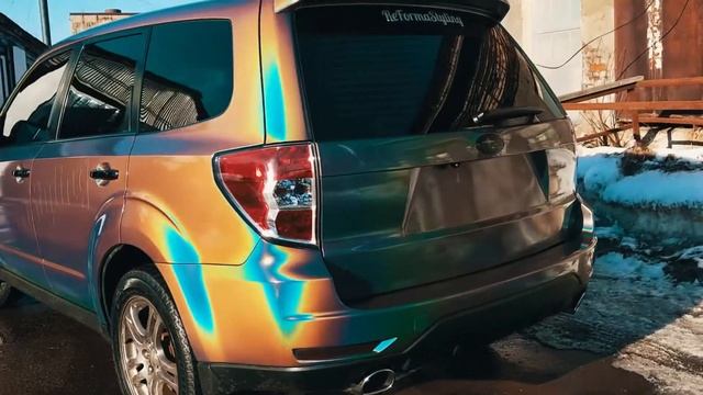 Оклейка пленкой Subaru Forester. 3M Psychedelic смотреть онлайн