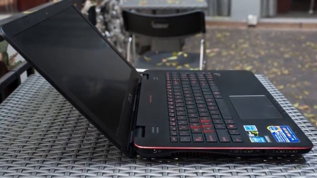 ASUS RoG G551JM смотреть онлайн
