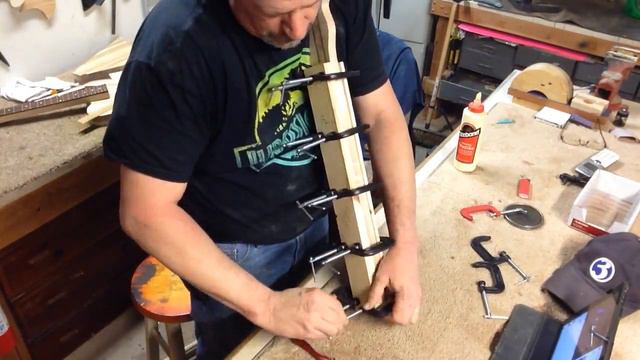 Boudreau Guitars - Building a fender style neck with binding Part 3 смотреть онлайн