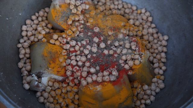 МАРОККАНСКОЕ РАГУ ИЗ ГОВЯЖЬЕЙ НОГИ С НУТОМ #рагуизноги #овощноерагу #говяжьянога смотреть онлайн