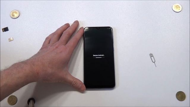 Samsung Galaxy A30 - распаковка, предварительный обзор смотреть онлайн