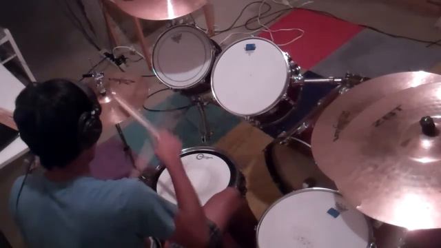 Foo Fighters - Rope One Man Cover смотреть онлайн