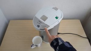 Термопот DEXP THP-750  Демонстрация работы