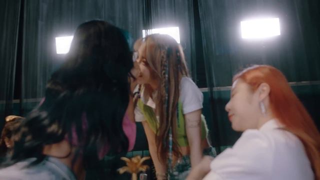 [MV] 마마무 (MAMAMOO) - 하늘 땅 바다만큼 (mumumumuch)