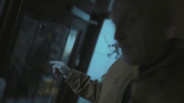 Vorbereitung = 0 - So gelingen dir dennoch Porträts bei Dunkelheit an unbekannten Orten ohne Blit смотреть онлайн