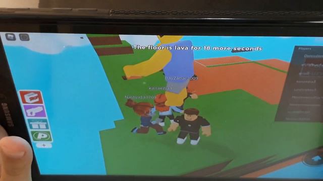 Floor is lava.Roblox.Пол это лава.Игра смотреть онлайн