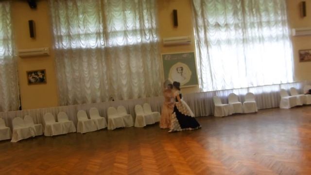 Пока гости съезжаются на бал... смотреть онлайн