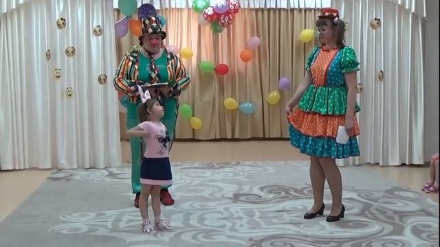 Развлечение "День смеха" средняя группа смотреть онлайн
