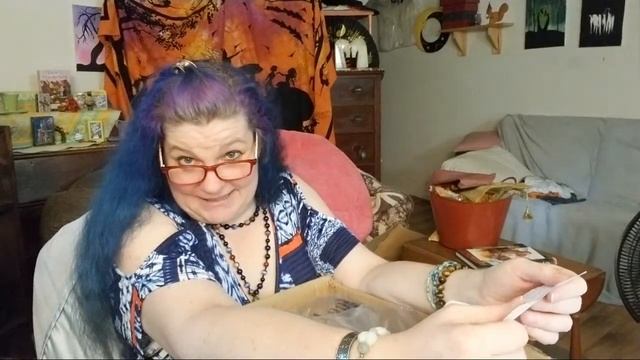 Current Events & Unboxing "A Compendium of Witches" by Natasa Ilincic Kickstarter Backed! смотреть онлайн