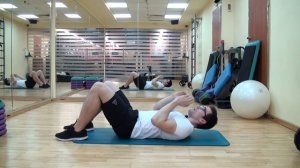 Скручивания лёжа на полу - как делать упражнение правильно