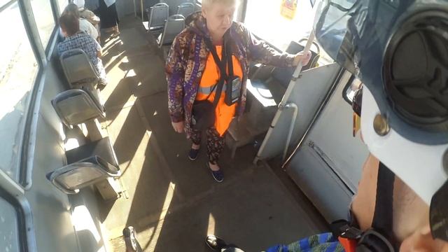 7 минут из жизни сурового электросамокатчика=) смотреть онлайн
