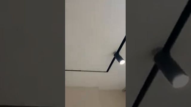 Трековые светильники ЭРА в интерьере, мини-обзор. смотреть онлайн