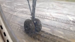 Руление и взлёт Ан-24 из Бодайбо 13.09.15