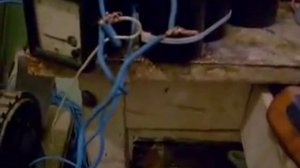 искрение щеток при нормальном и холодном токе....avi