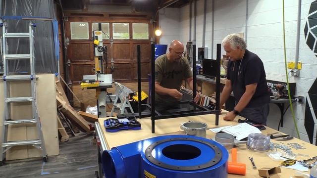 Installing The EF5 Clear Vue Cyclone Dust Collector смотреть онлайн