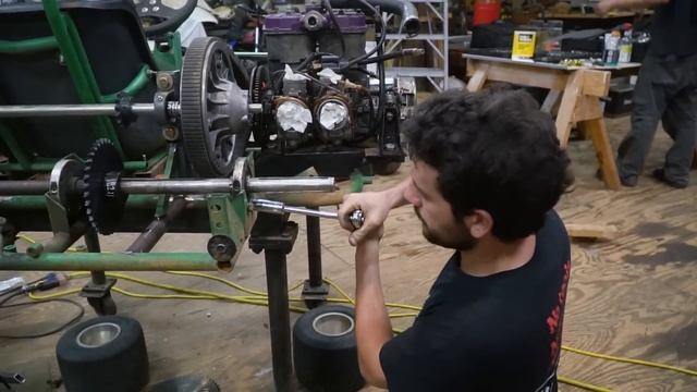 125HP 2 Stroke Go Kart First Start! Rotax 670 ROARS TO LIFE! смотреть онлайн