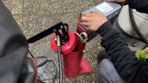 Замена масла в вариаторе Nissan Juke. Мы всегда используем только оригинальные комплектующие.