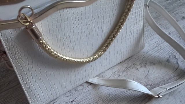 белая сумка смотреть онлайн