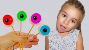 Learn colors with the pokemonball